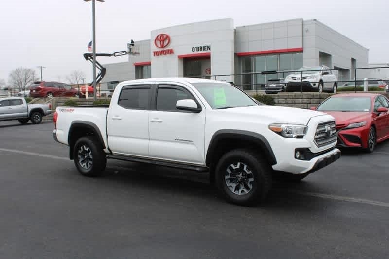 2017 Toyota Tacoma TRD Off Road Double Cab 5&#39; Bed V6 4x4 AT