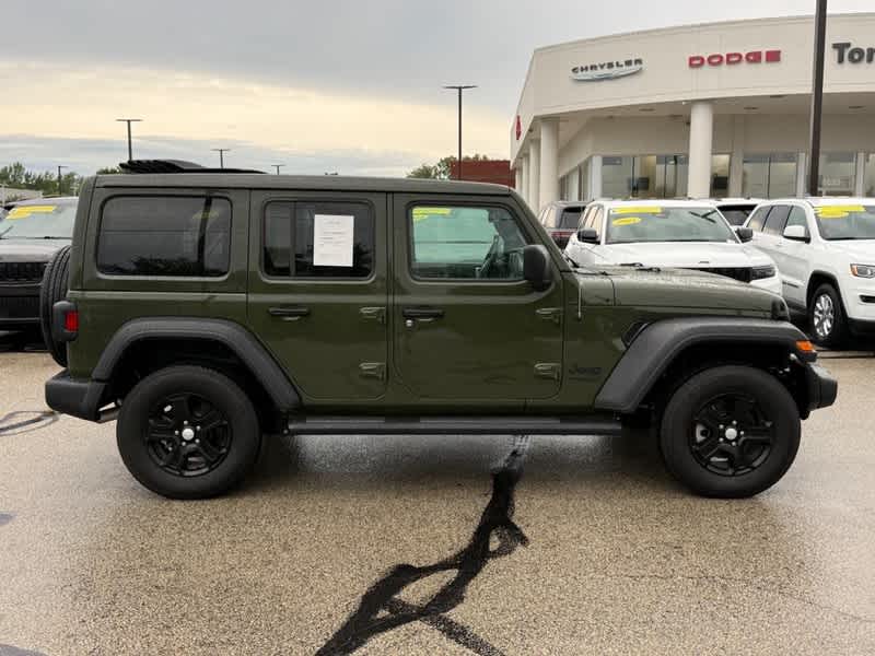 2022 Jeep Wrangler Sport S 4x4
