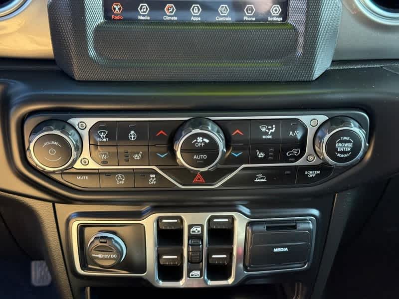 2021 Jeep Wrangler Sahara 4x4