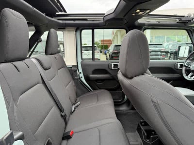 2023 Jeep Wrangler 4-Door Sahara 4x4