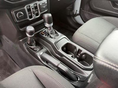 2023 Jeep Wrangler 4-Door Sahara 4x4