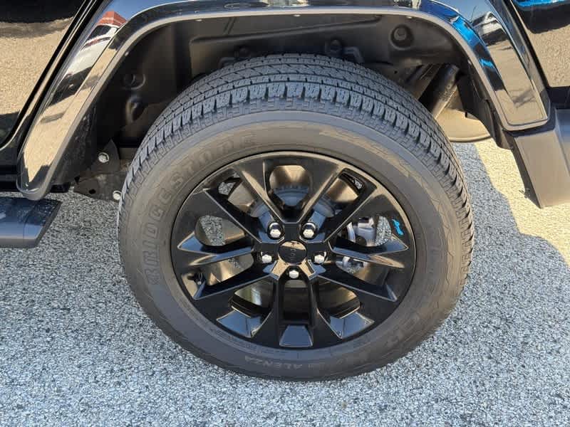 2022 Jeep Wrangler 4xe Unlimited Sahara 4x4