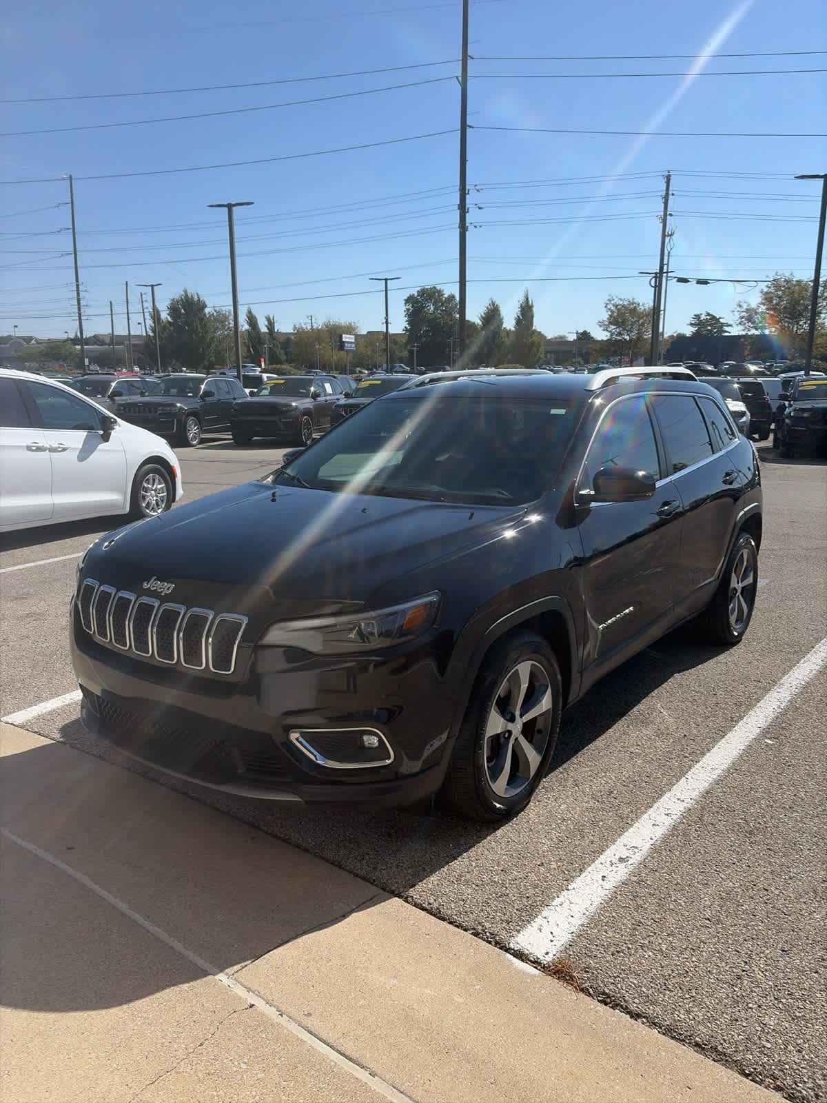 2019 Jeep Cherokee Limited FWD