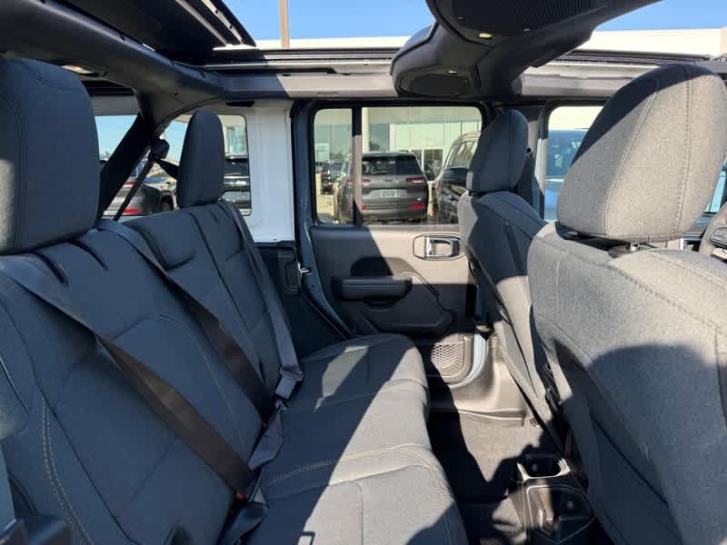 2025 Jeep Wrangler 4-DOOR WILLYS