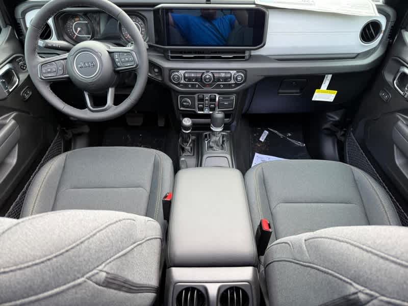 2025 Jeep Wrangler 4-DOOR SPORT S