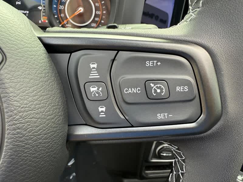 2025 Jeep Wrangler 4-DOOR SPORT S