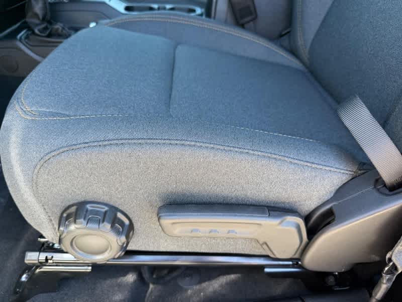 2025 Jeep Wrangler 4-DOOR SPORT S