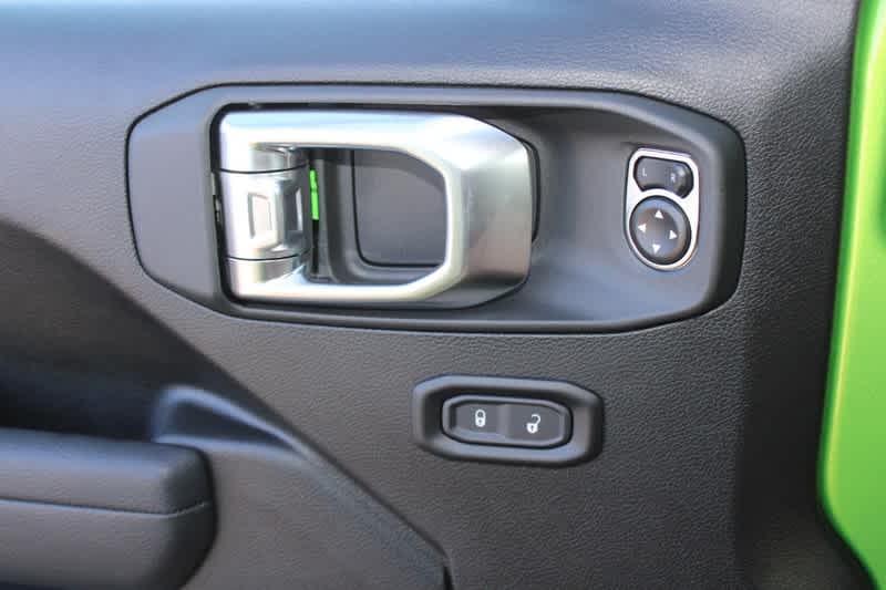 2025 Jeep Wrangler 4-DOOR SPORT S