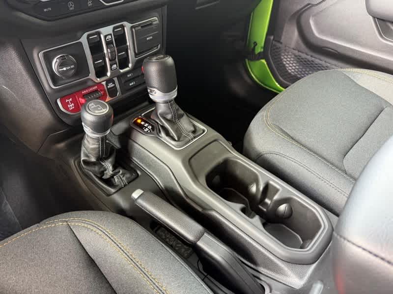 2025 Jeep Wrangler 4-DOOR WILLYS