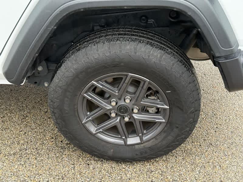 2025 Jeep Wrangler 4-Door Summit 4x4