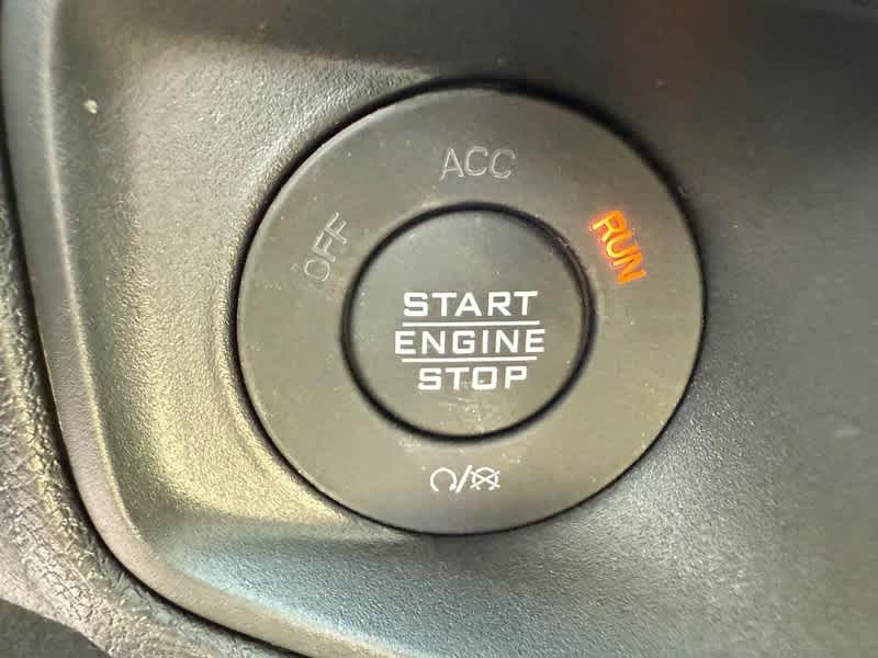 2025 Jeep Wrangler 4-DOOR SPORT S