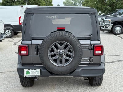 2025 Jeep Wrangler 4-Door Summit 4x4