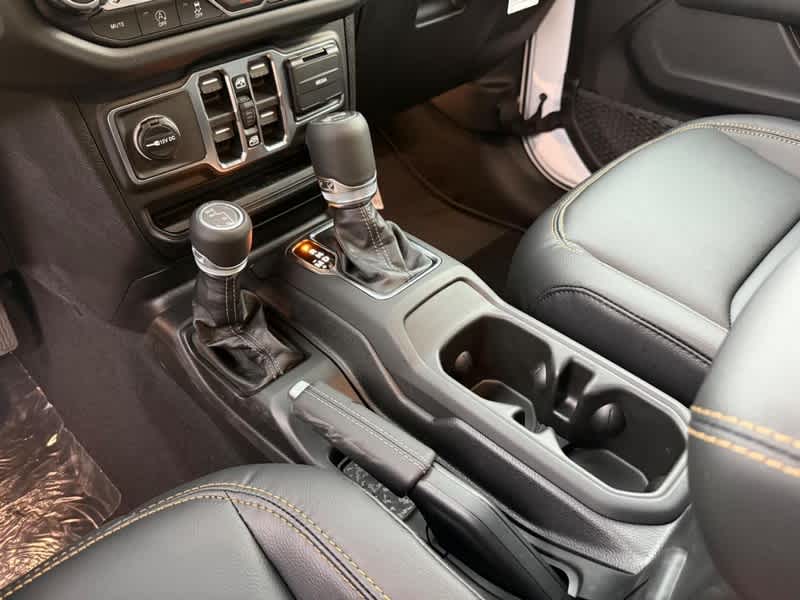 2026 Jeep Wrangler 4-DOOR SAHARA