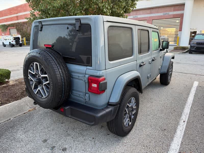 2026 Jeep Wrangler 4-Door Sahara 4x4