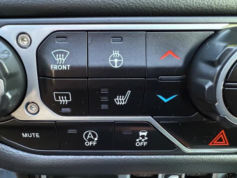 2024 Jeep Wrangler 4-Door Sahara 4x4