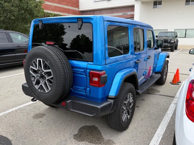 2026 Jeep Wrangler 4-Door Sahara 4x4