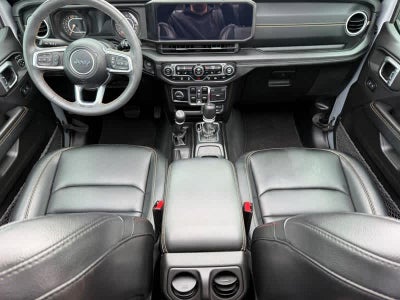 2024 Jeep Wrangler 4-Door Sahara 4x4