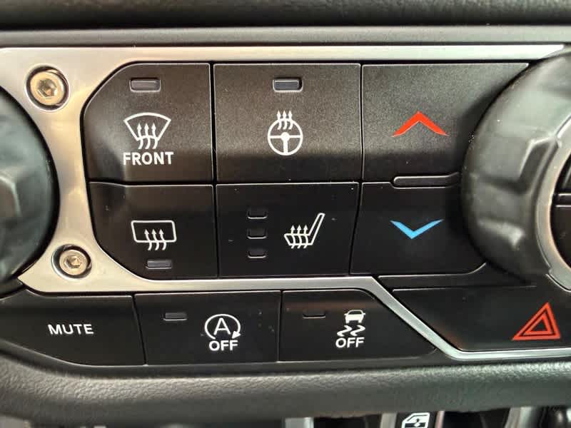 2024 Jeep Wrangler 4-Door Sahara 4x4
