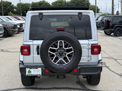 2024 Jeep Wrangler 4-Door Sahara 4x4