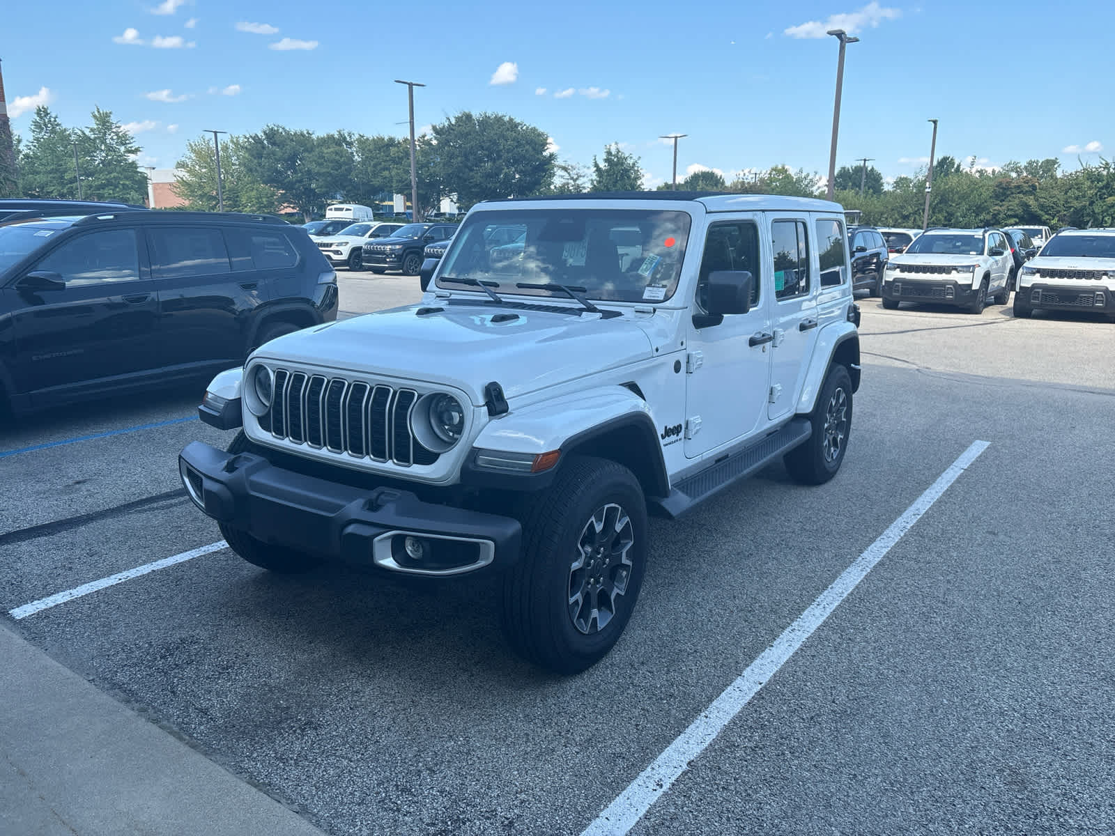 2025 Jeep Wrangler 4-Door Sahara 4x4