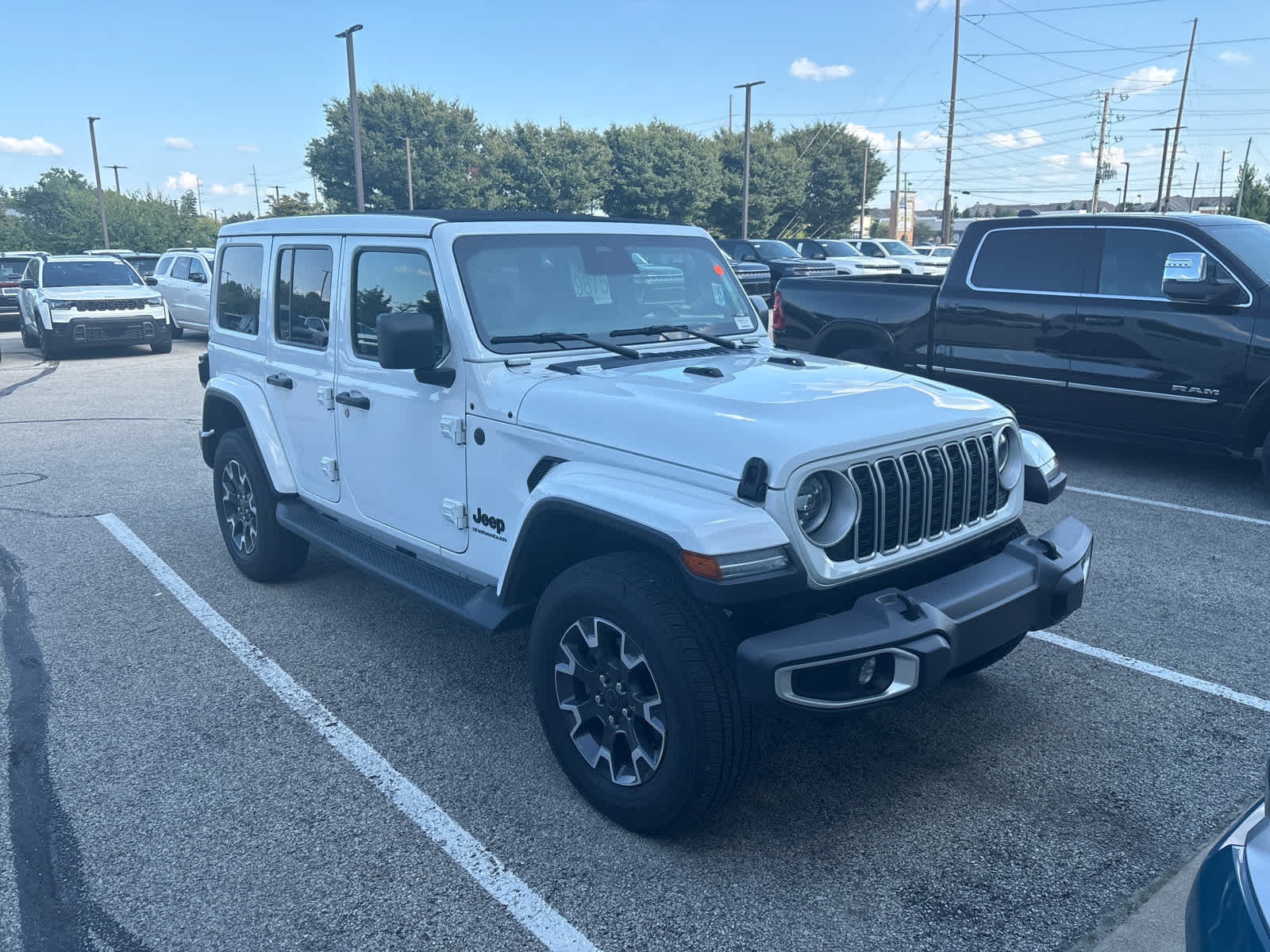 2025 Jeep Wrangler 4-Door Sahara 4x4