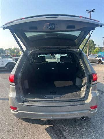 2021 Jeep Grand Cherokee Laredo X 4x4