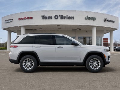 2026 Jeep Grand Cherokee LAREDO X 4X4