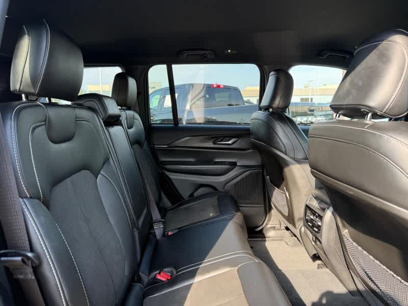 2023 Jeep Grand Cherokee Altitude 4x4