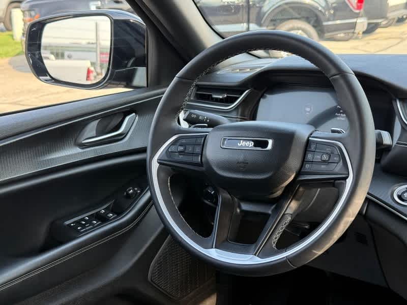2023 Jeep Grand Cherokee Altitude 4x4