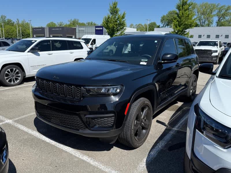 2023 Jeep Grand Cherokee Altitude 4x4