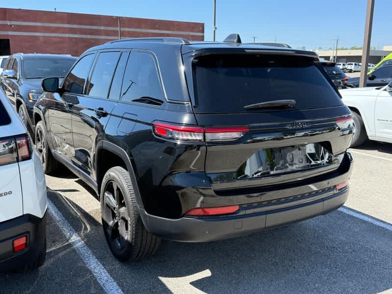 2023 Jeep Grand Cherokee Altitude 4x4