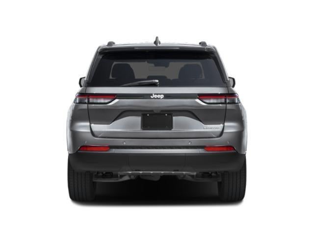 2027 Jeep Grand Cherokee LAREDO 4X4