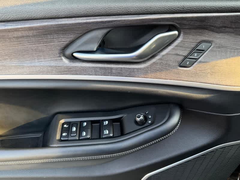 2022 Jeep Grand Cherokee Limited 4x4