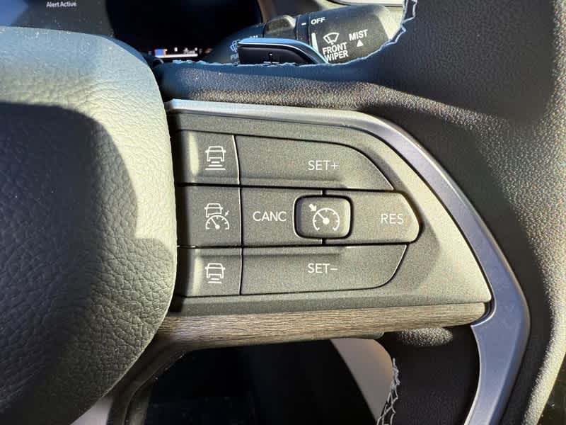 2025 Jeep Grand Cherokee LIMITED 4X4