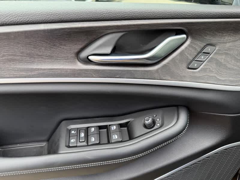 2026 Jeep Grand Cherokee LIMITED 4X4