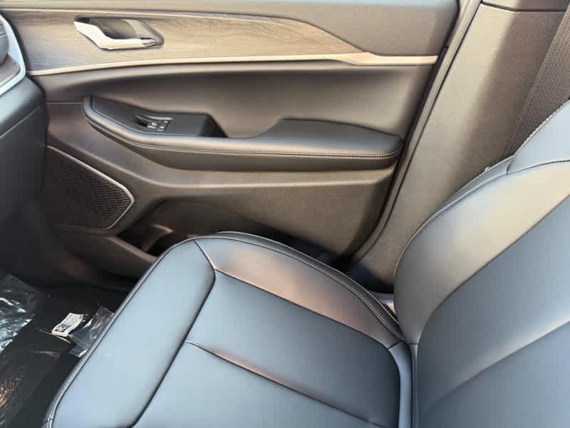 2026 Jeep Grand Cherokee LIMITED 4X4