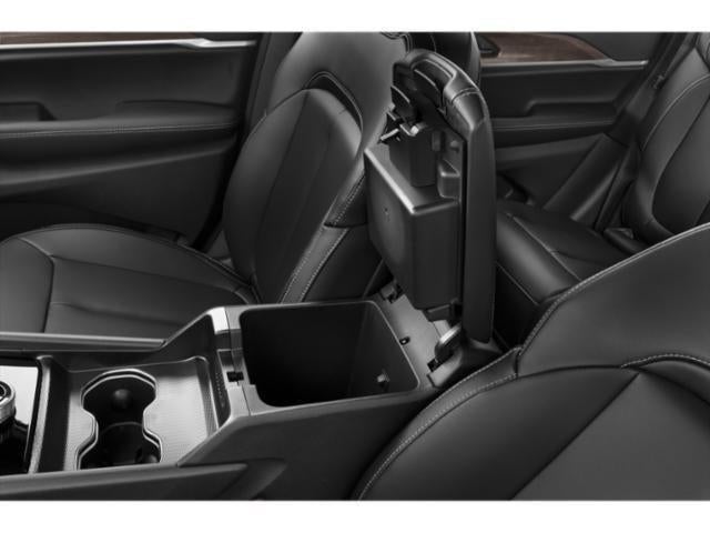 2027 Jeep Grand Cherokee LIMITED 4X4