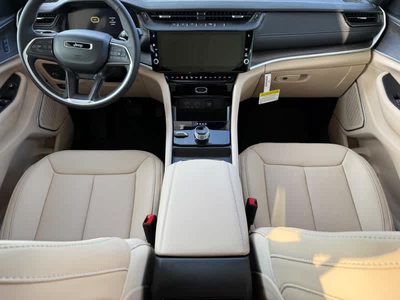 2026 Jeep Grand Cherokee LIMITED 4X4