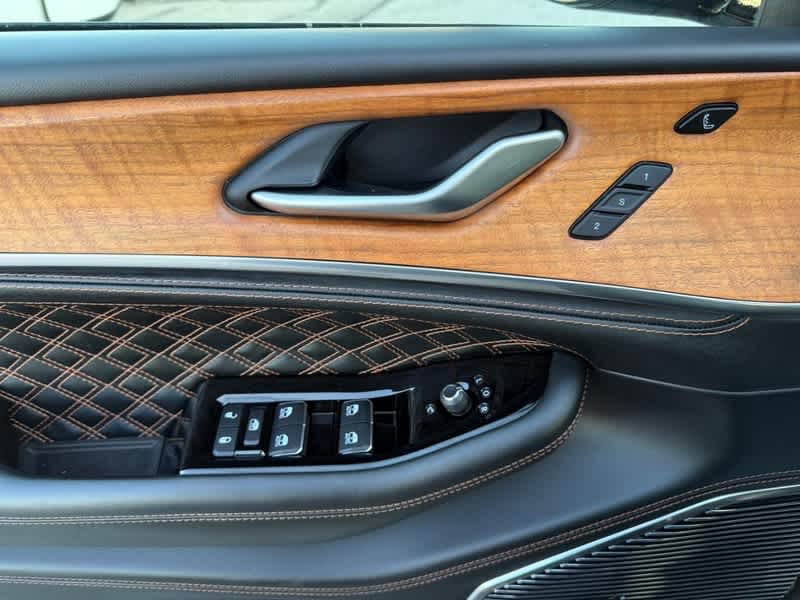 2023 Jeep Grand Cherokee Summit Reserve 4x4