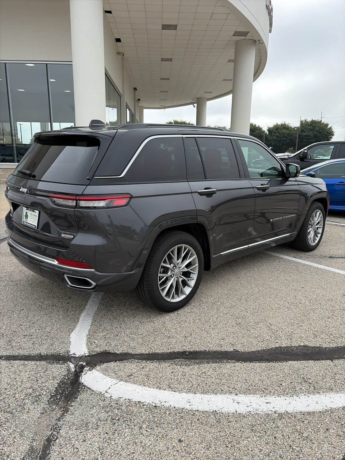 2025 Jeep Grand Cherokee Summit 4x4