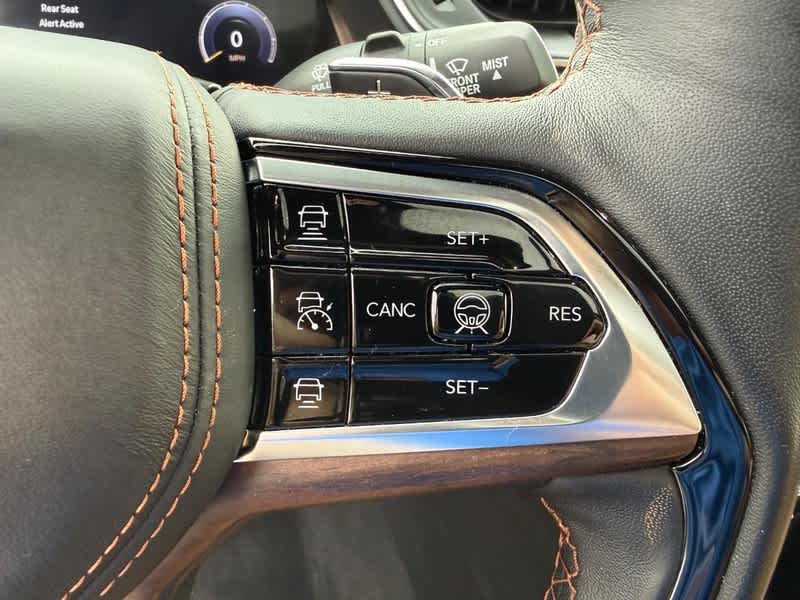 2025 Jeep Grand Cherokee Summit 4x4