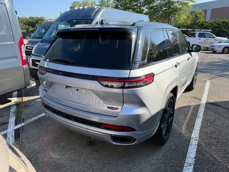 2025 Jeep Grand Cherokee Summit Reserve 4x4