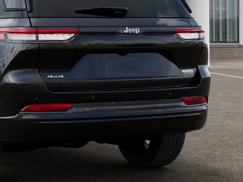 2026 Jeep Grand Cherokee SUMMIT 4X4