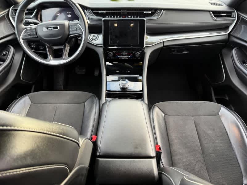 2022 Jeep Grand Cherokee L Altitude 4x4