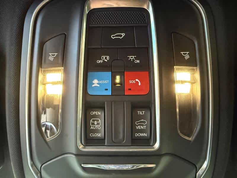 2023 Jeep Grand Cherokee L Altitude 4x4