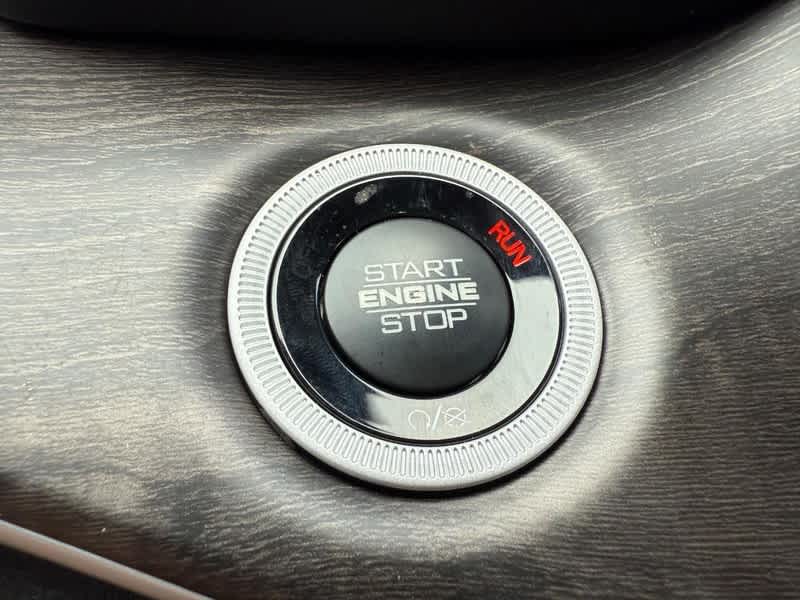 2025 Jeep Grand Cherokee L L LIMITED 4X4