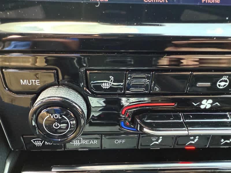 2025 Jeep Grand Cherokee L L LIMITED 4X4