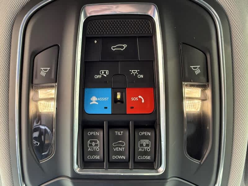 2023 Jeep Grand Cherokee L Limited 4x4