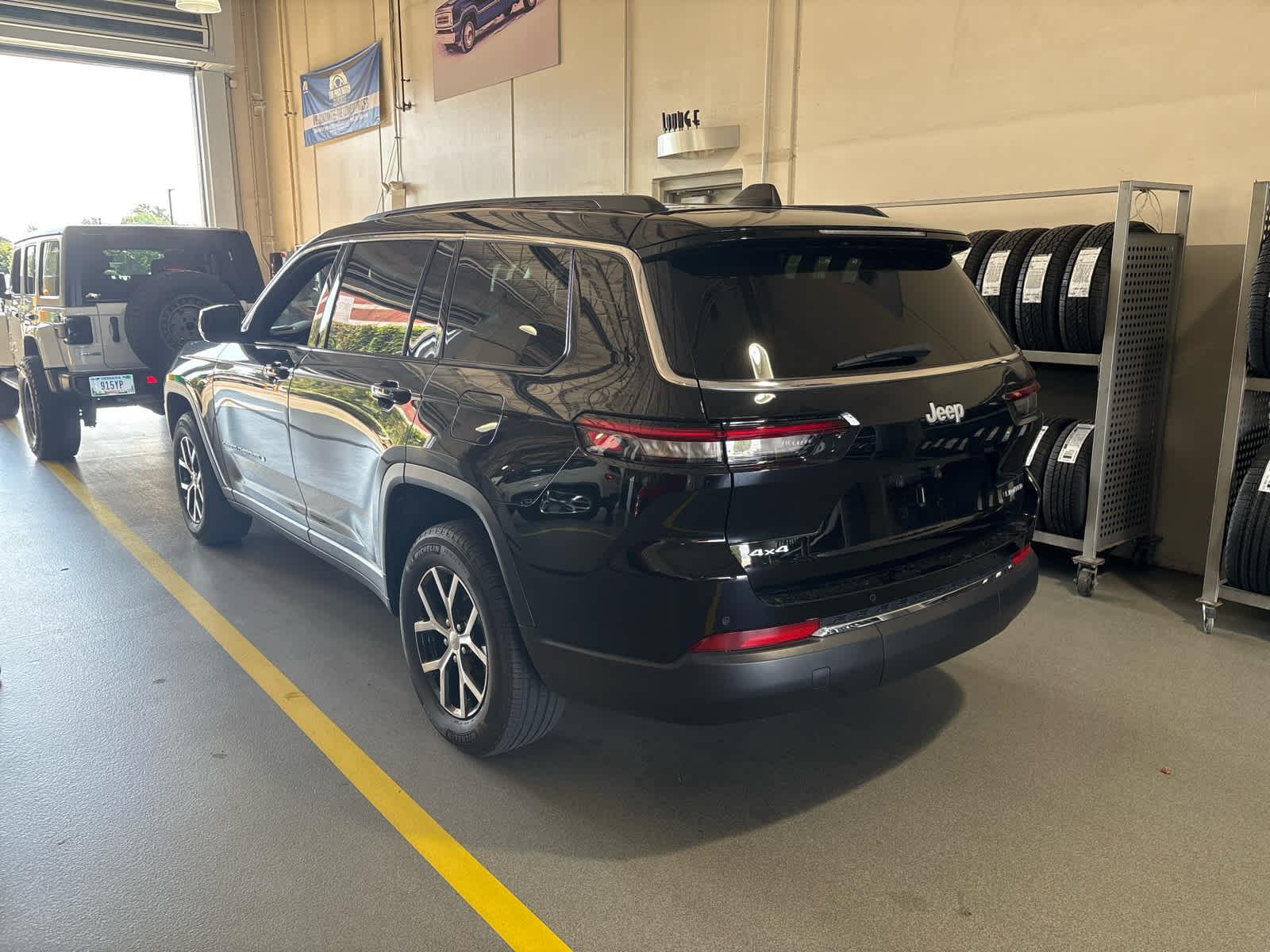 2024 Jeep Grand Cherokee L Limited 4x4