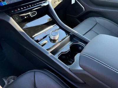 2026 Jeep Grand Cherokee L L LIMITED RESERVE 4X4